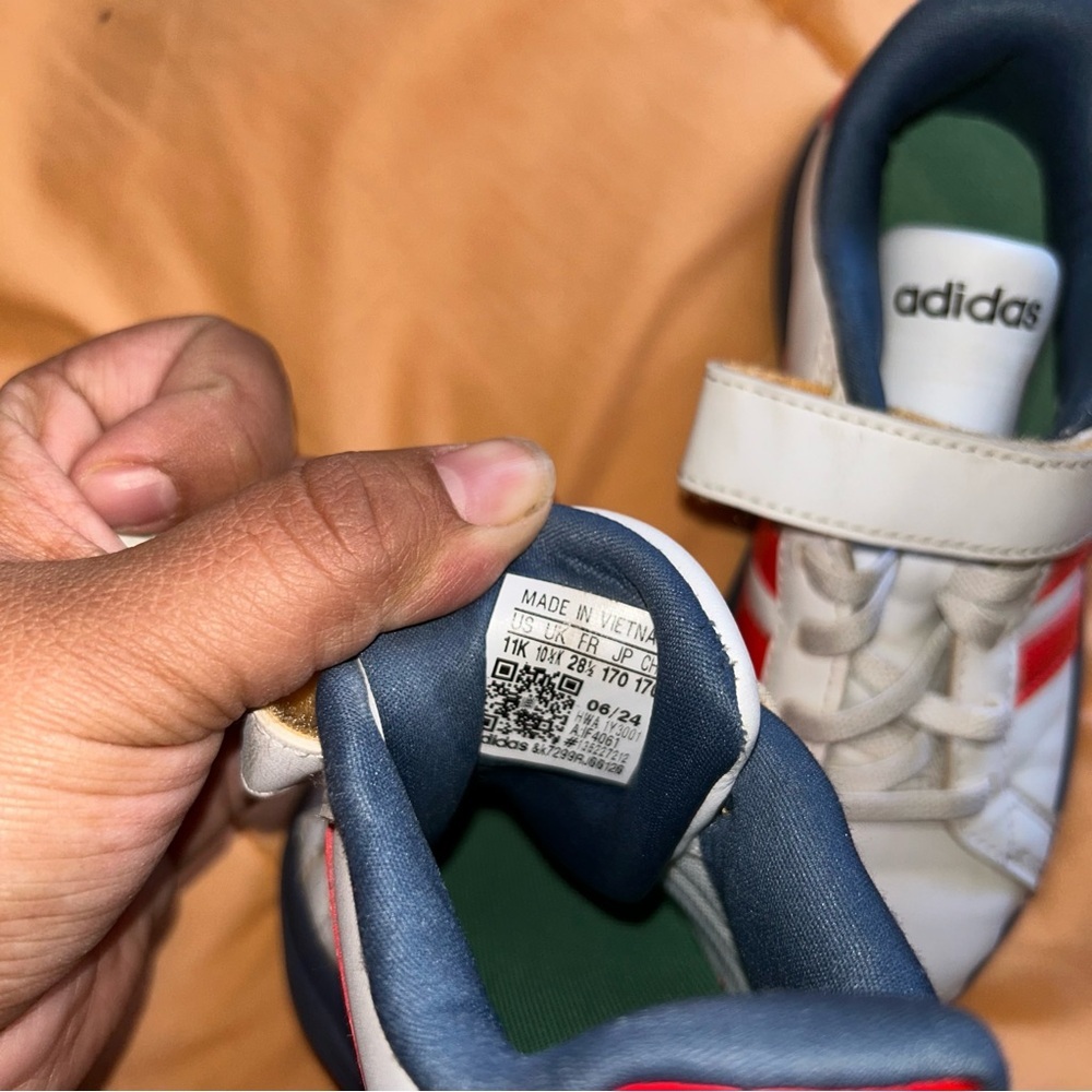 Adidas boys shoes Donald Duck - Picture 8 of 8